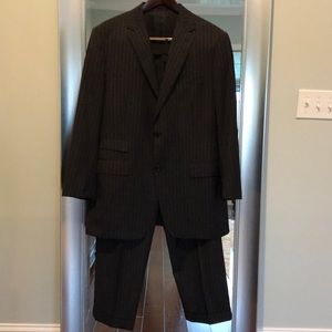 Men’s 2 Piece Custom Wool Suit Pinstripe Excellent